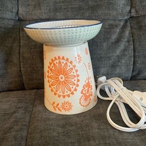 Midsize Scentsy Element Warner